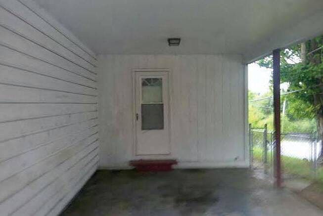 2nd image of 2000 E Unaka Ave
