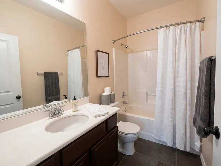 2233 Capistrano Way #13 — Photo 13
