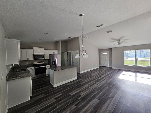 2nd image of 56 Pine Trace Ct