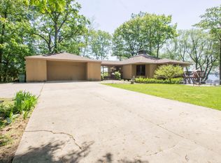 300 E Circle Dr, Muskegon, MI 49445