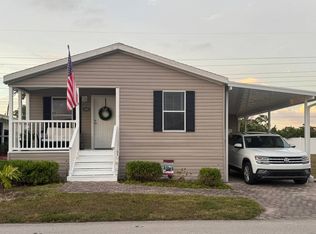 445 Avanti Way Blvd, North Fort Myers, FL 33917