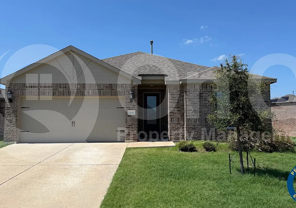 904 Emerson Dr