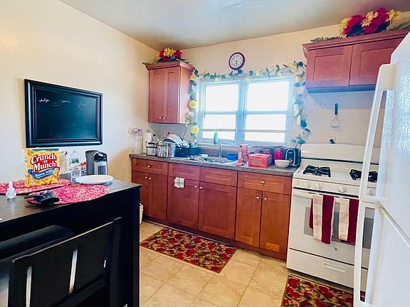5th image of 227 Prospect Ave APT B