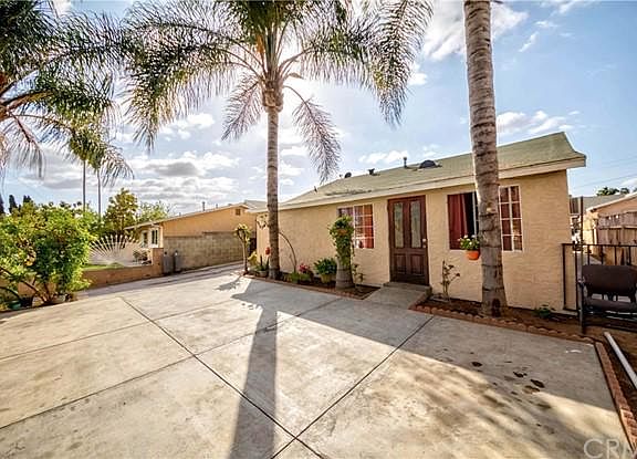 4th image of 12219 Laurel Ave