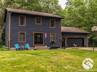 128 N Green Creek Rd, Muskegon, MI 49445