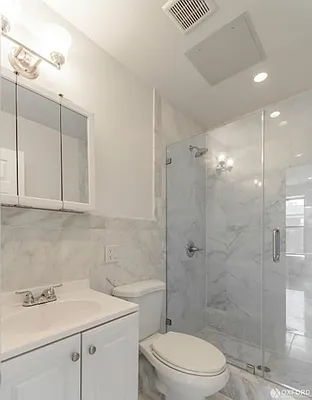 Rented by Oxford Property Group | media 23