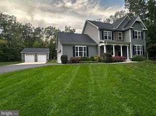 7449 Howard Dr, Port Tobacco, MD 20677