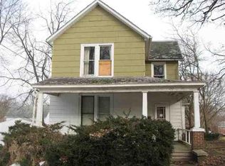 137 N Harlem Ave, Freeport, IL 61032