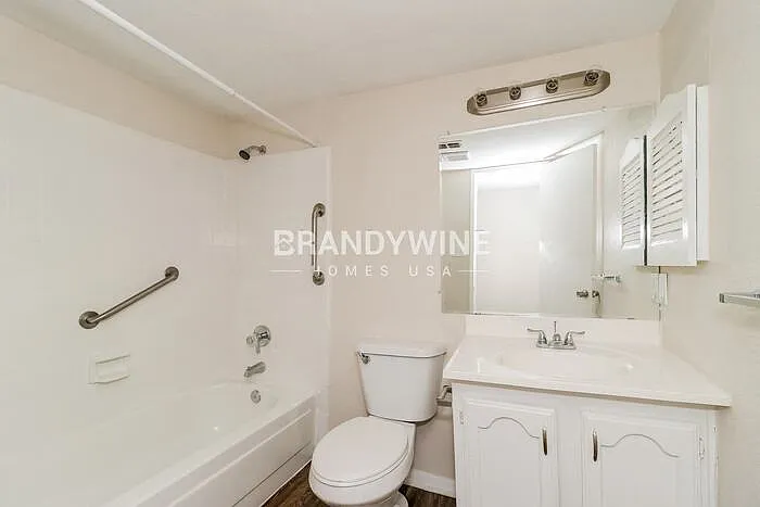 802 Edgemont Dr — Photo 19