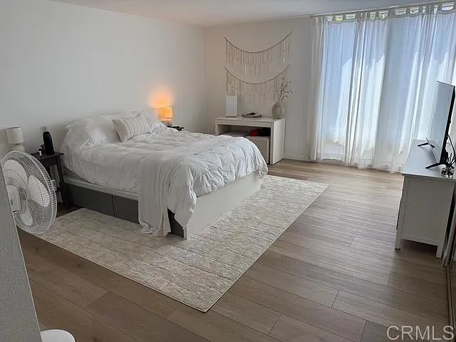 424 Stratford Ct — Photo 14