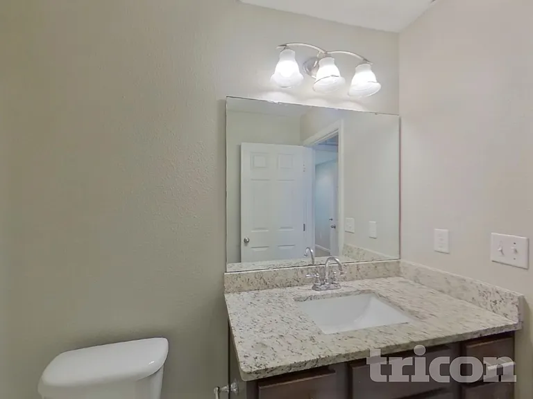 498 Auburn Oaks Rd E — Photo 13