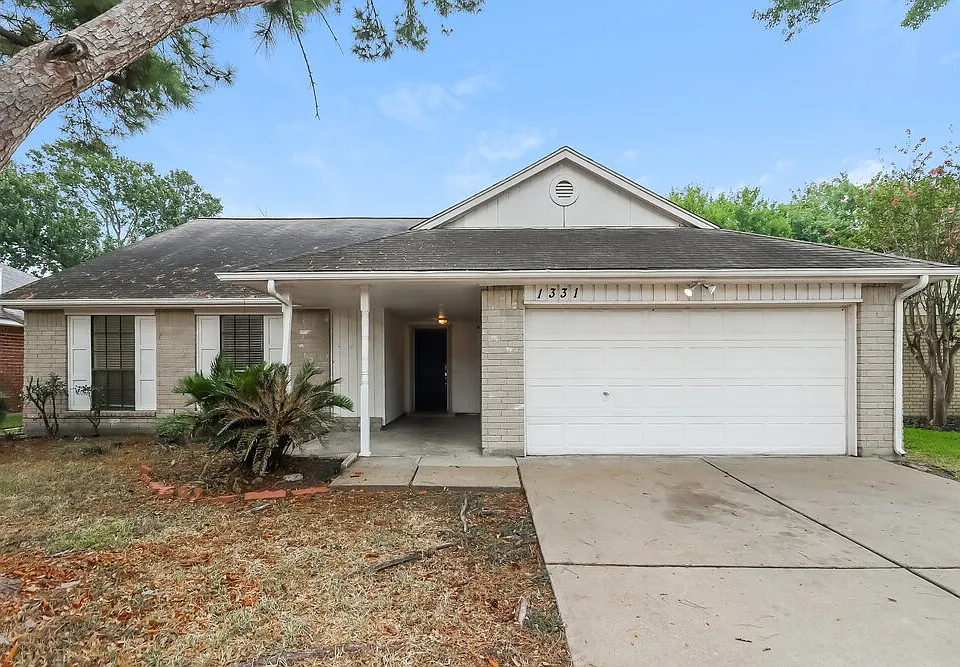 1331 Three Forks Dr