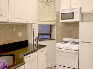 16 Jones St #3D6, New York, NY 10014