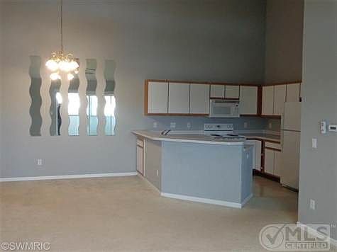 5th image of 5891 Crosswinds Dr Unit 34