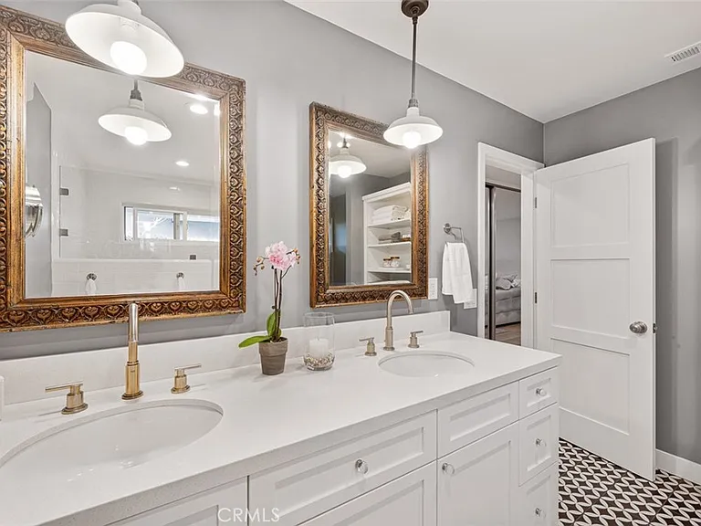 1419 Santiago Dr — Photo 29