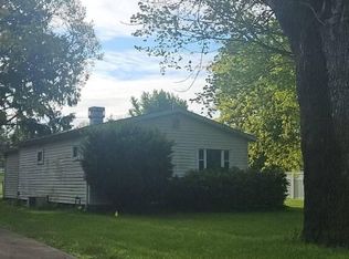 1443 S Base Rd, Winchester, IN 47394