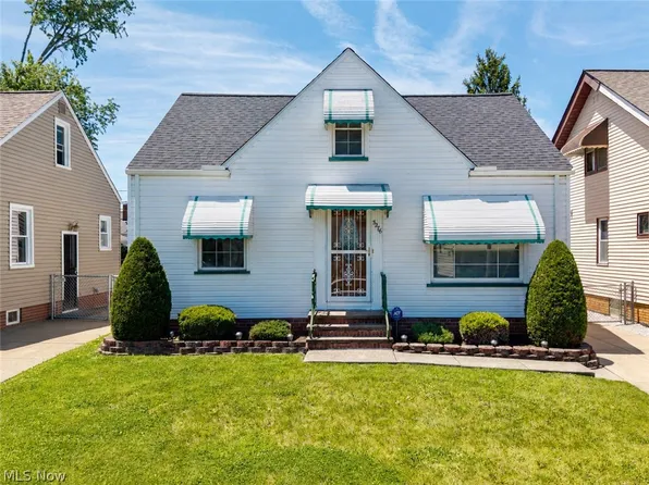 5276 W 48th St, Parma, OH 44134