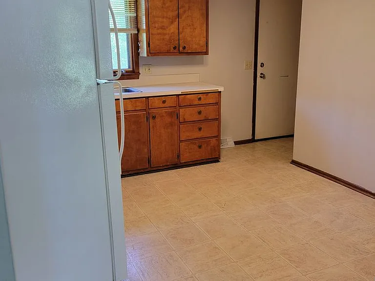 113 Emory Dr — Photo 10