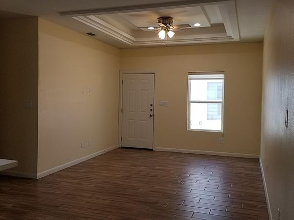 4th image of 1415 S Flag St #2