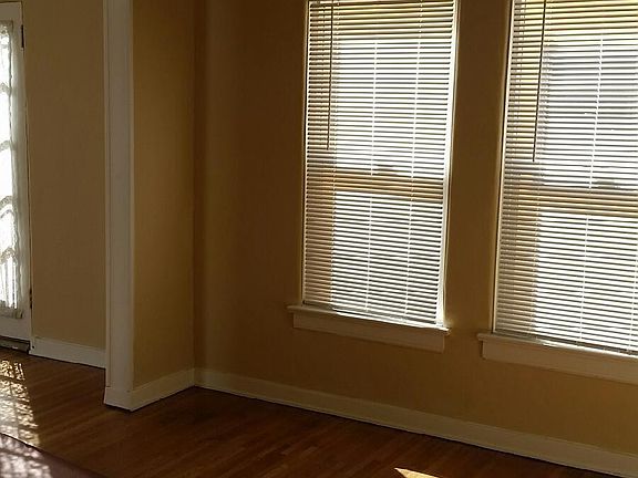 3rd image of 115 Prospect Ave #B