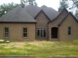 58 N Dogwood Ter, Wetumpka, AL 36093