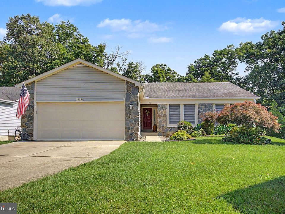 1st image of 816 Boatswain Way