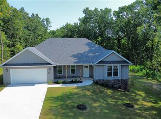 7 McGinnis Ln, Bella Vista, AR 72715