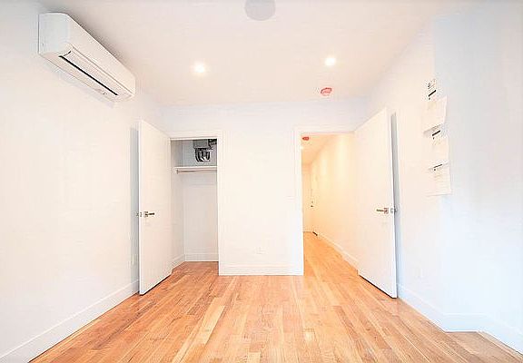 4th image of 1973 Bedford Ave #1