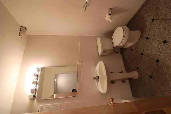 Rented by Highline Residential | media 4