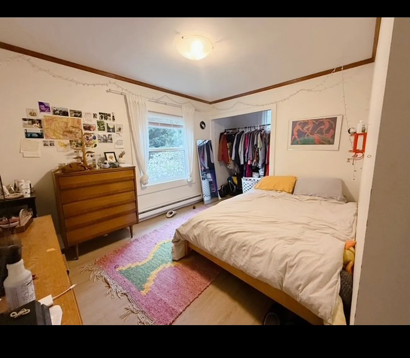 3 bed, 4700 sqft, $2,600 — Photo 2