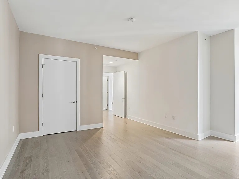 9 Avenue At Port Imperial #713 — Photo 20
