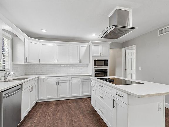 5th image of 6443 31ST STREET N