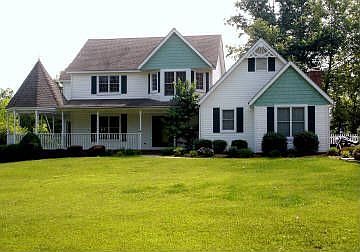 1st image of 810 Woodland Dr