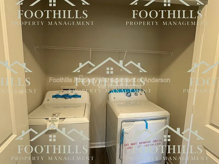 226 Islay Way — Photo 15