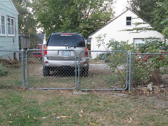 4th image of 631 N 20th St