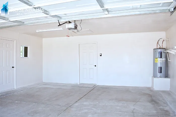 9321 W Hillcrest Pl — Photo 12