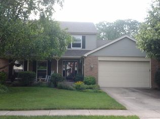 1927 Howard St, Wheaton, IL 60187