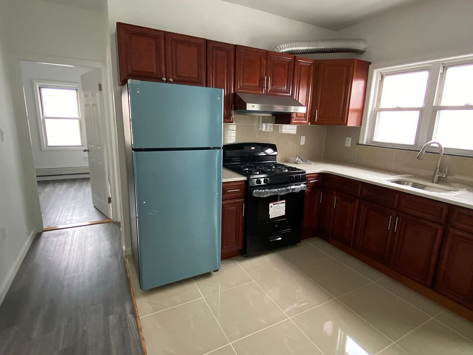 1st image of 101-43 109th St #2