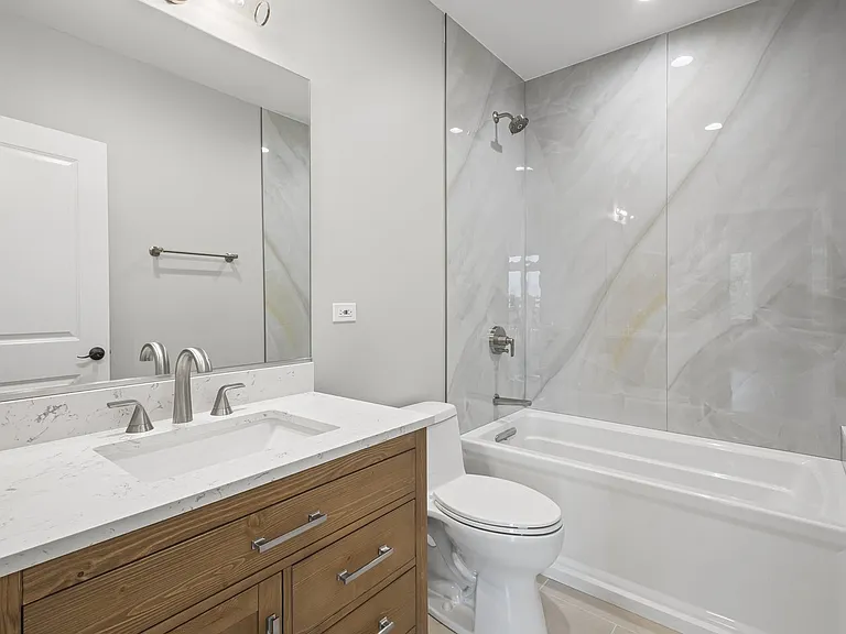 1036 Lake St #3S — Photo 14