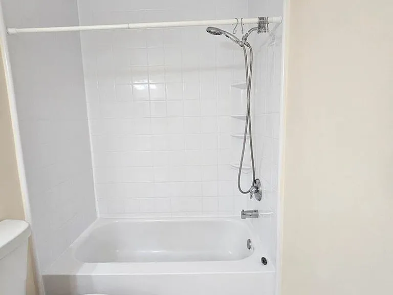 480 Hardwood Pl — Photo 12