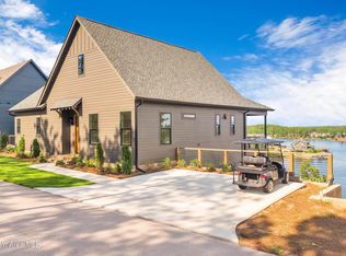 195 Long Leaf Pl, Dadeville, AL 36853