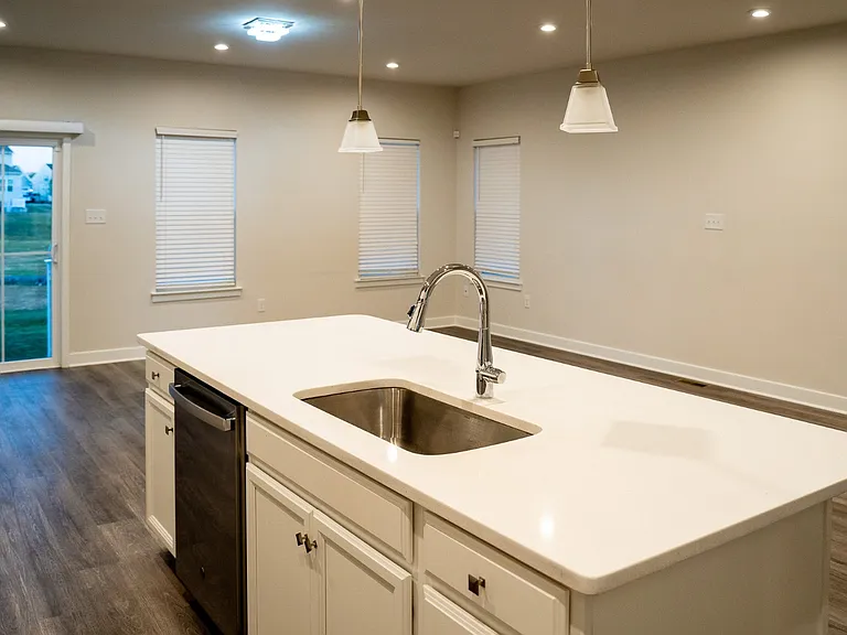 531 Swansea Dr — Photo 7