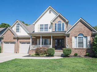 713 Seth Dr, Versailles, KY 40383