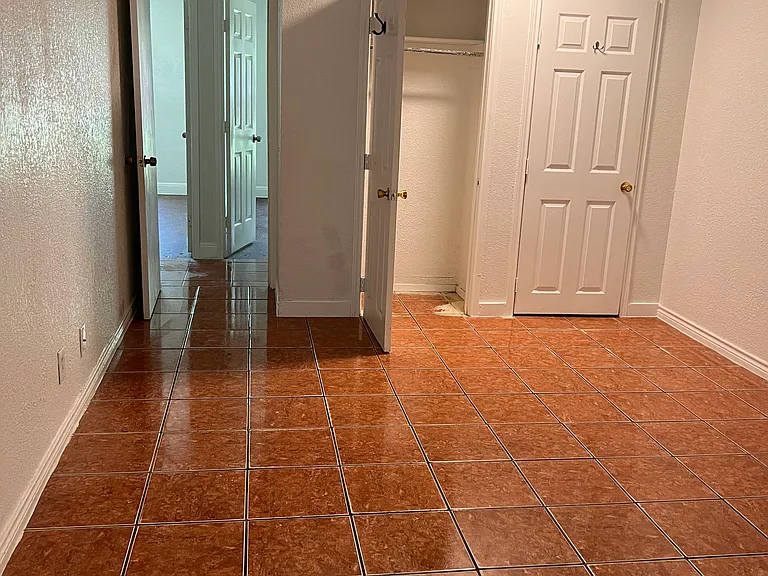 5936 Fairwood St — Photo 15