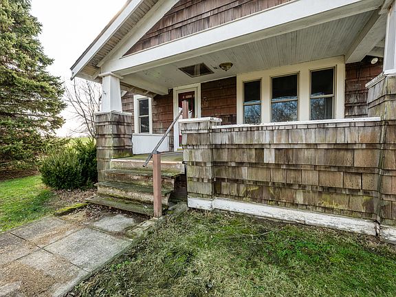 3rd image of 1294 W Glendora Rd