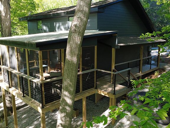 2nd image of 103 Shoreline Cir