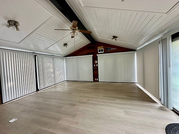 2nd image of 1809 C St SE #3
