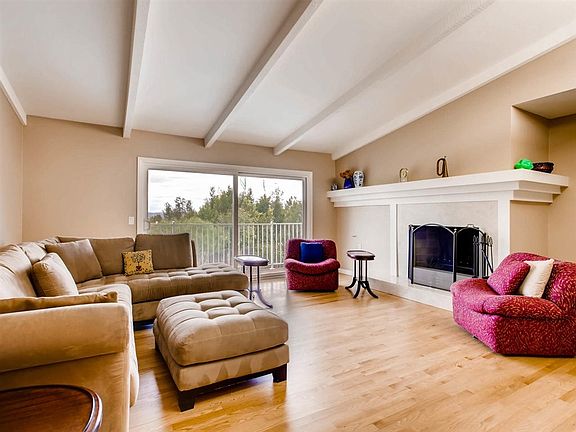 2nd image of 2037 Hacienda Cir
