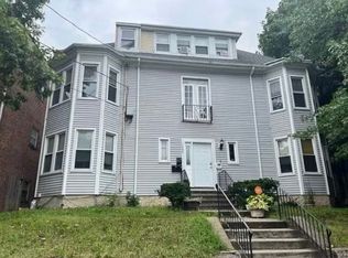 1605 Chapel St #2, New Haven, CT 06511