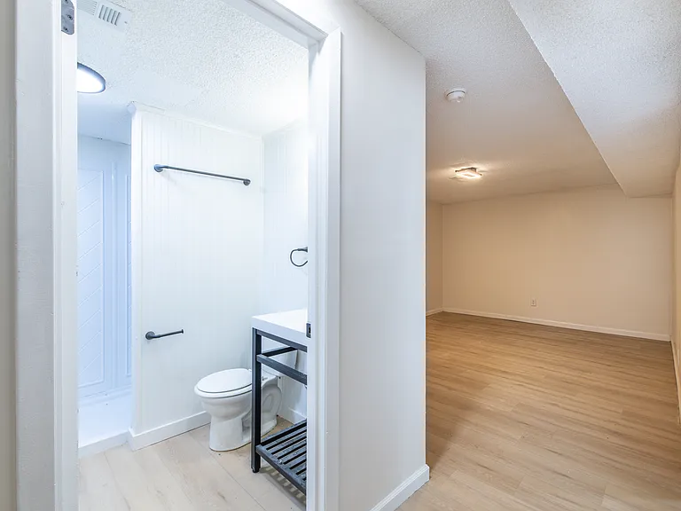307 McMaster Pl — Photo 22